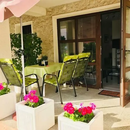 アパート Lovely In The Groundfloor