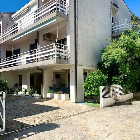 Lovely In The Groundfloor * Zadar