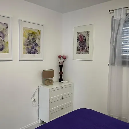 Apartmán Lovely In The Groundfloor